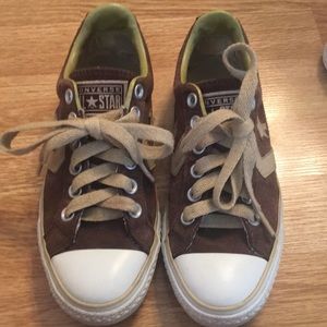 Converse chuck taylors